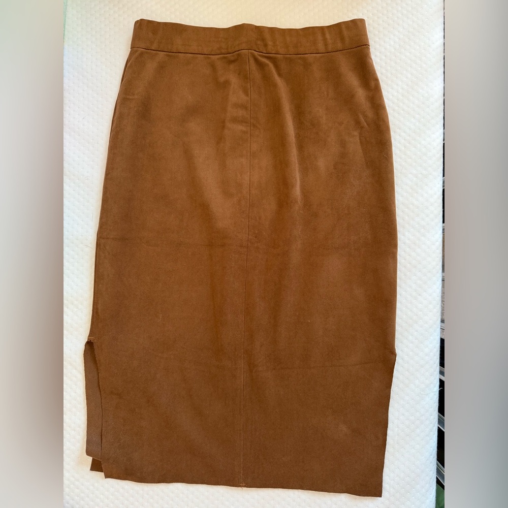 Aritzia Wilfred Free Midi Skirt